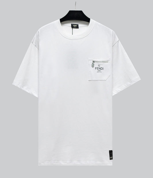 F's T-shirts with pockets on the front