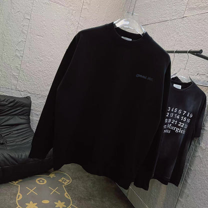 D's embroidered sweatshirt with letter logo on the chest