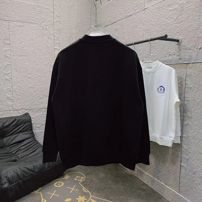 D's embroidered sweatshirt with letter logo on the chest