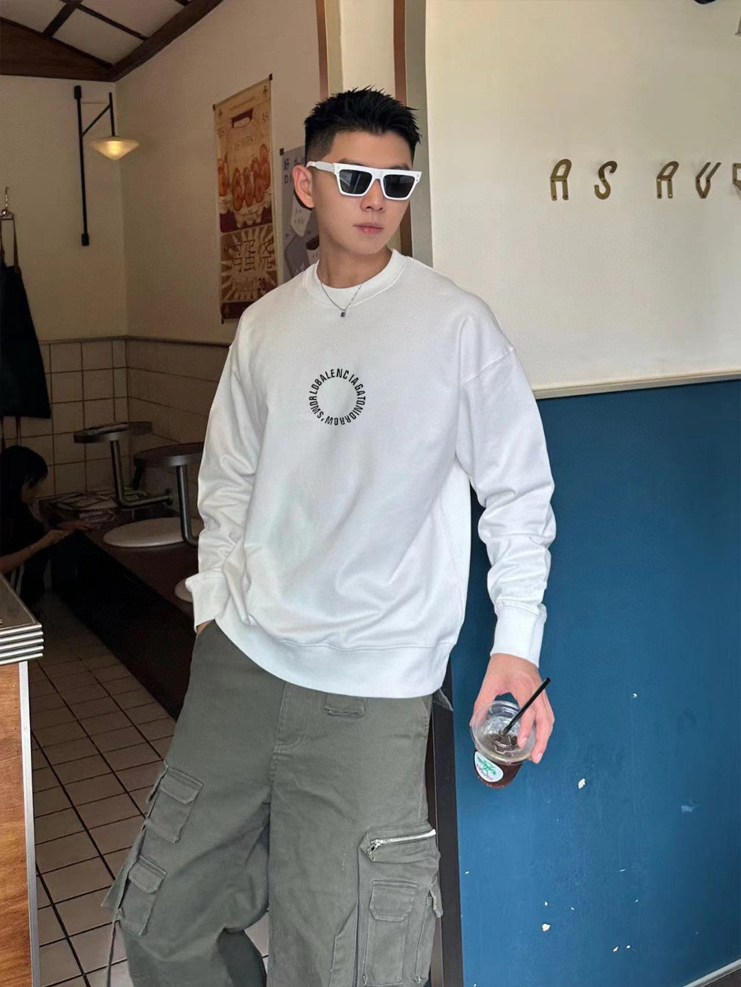 B's "Little Sun" logo embroidered sweatshirt