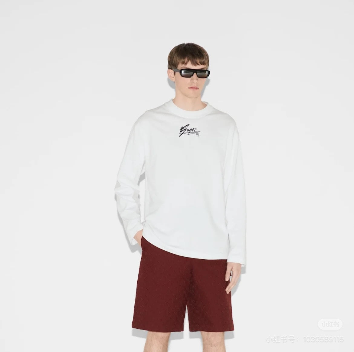 G's three-dimensional printed signature sweatshirt