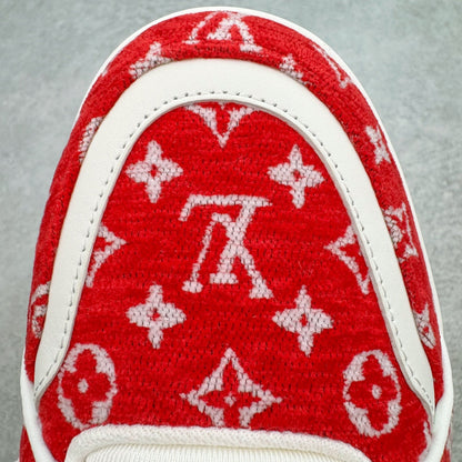 L's Red All Over Logo Confortable Sneakers