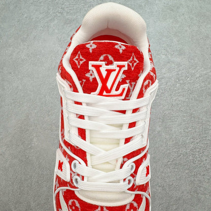 L's Red All Over Logo Confortable Sneakers