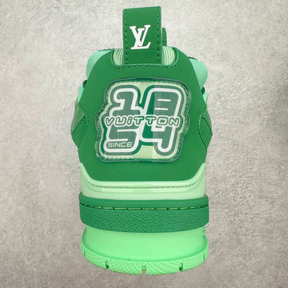 L's Green Breathable Sneakers