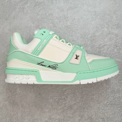 L's Light Green And White Pattern Sneakers