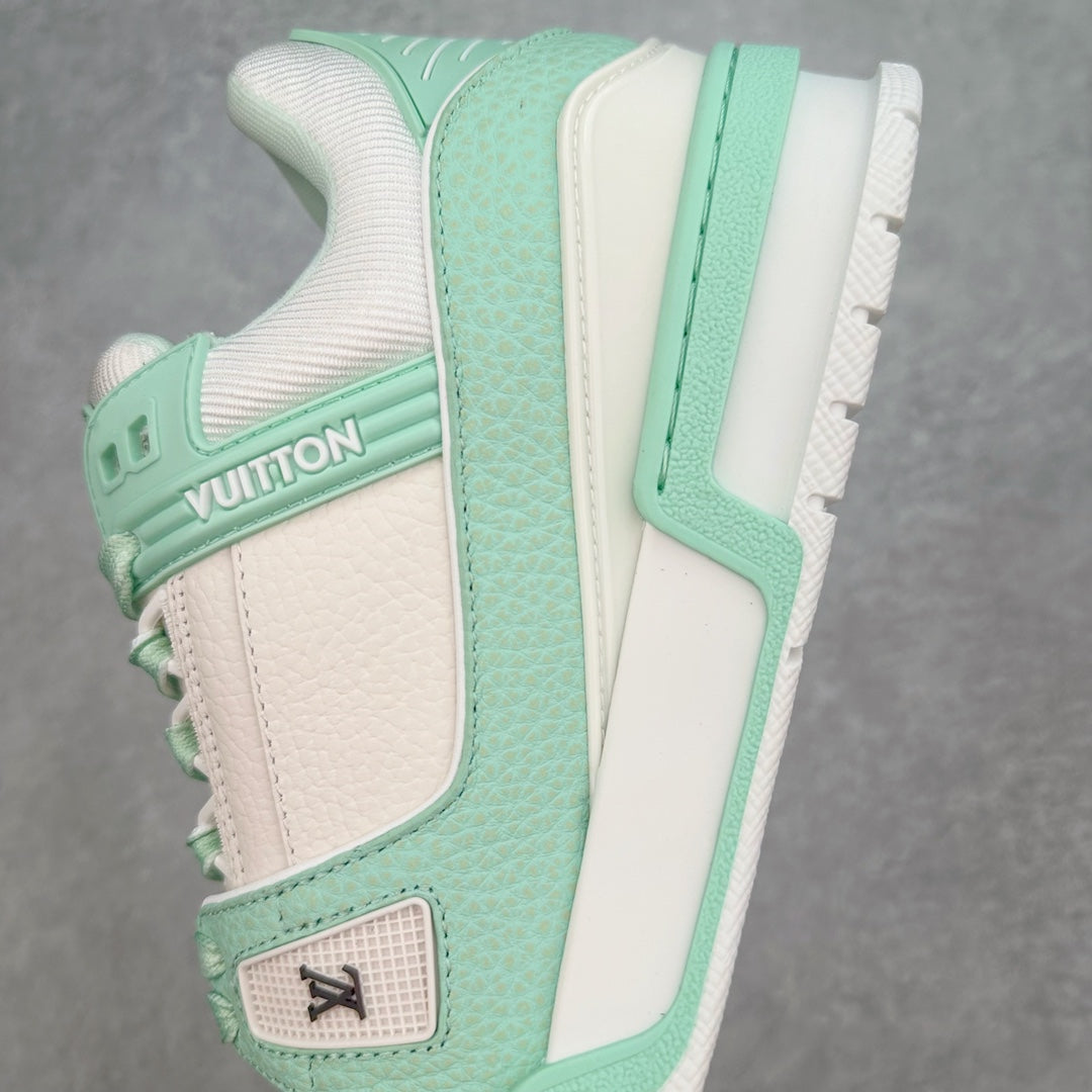 L's Light Green And White Pattern Sneakers