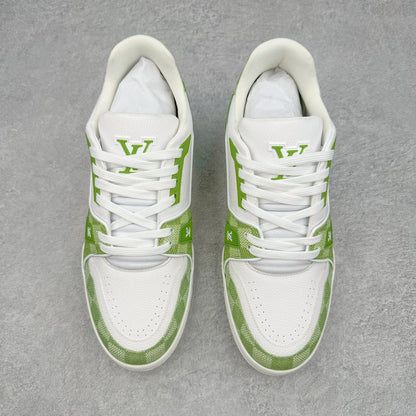 L's White Figure And Green Grid Sneakers