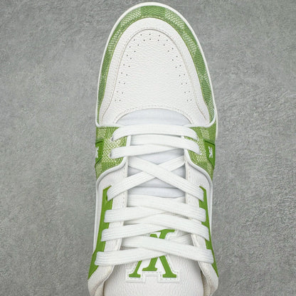 L's White Figure And Green Grid Sneakers