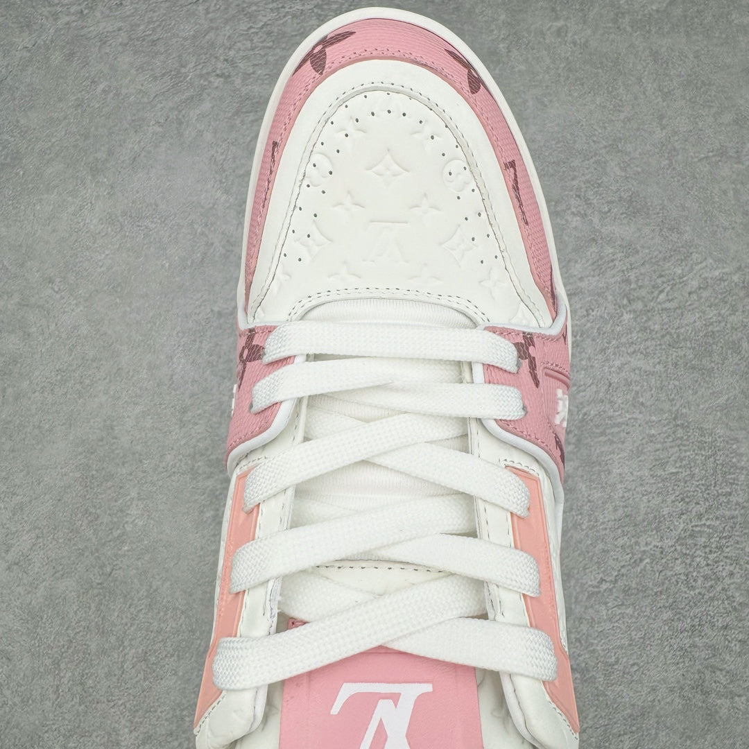 L's Pink With White Pattern Confortable Sneakers