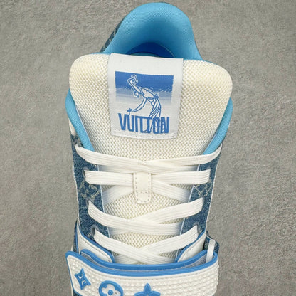 L's Blue And White Pattern Breathable Sneakers