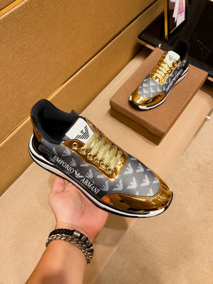 Lacquered gold high quality casual sneakers